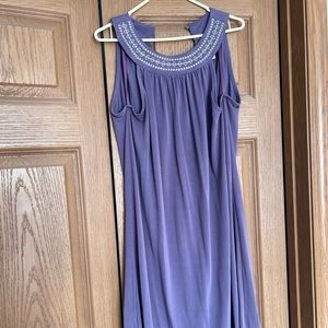 Purple dress. Perfect for a summer wedding